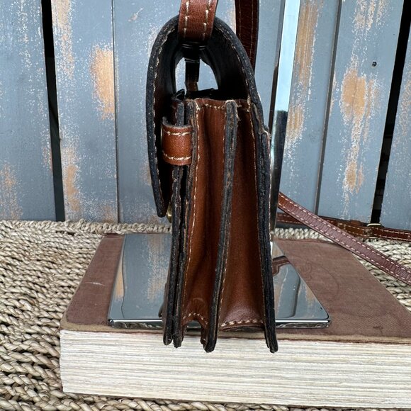 Patricia Nash Bianco Map Leather Wristlet Crossbody Riot Rust NWT - Picture 4 of 16